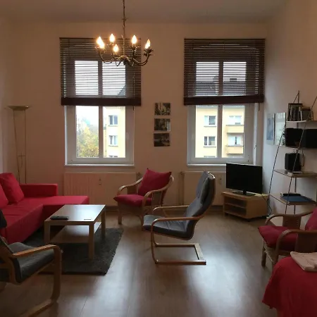 Apartment Greifswalder Str. *